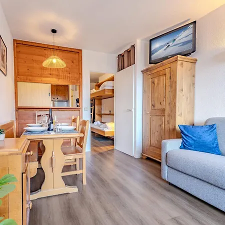 Апартаменты Mountain Flat With Overlooking View